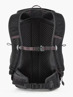 Klättermusen Single-Day Backpacks (18-32L)<Delling Raven