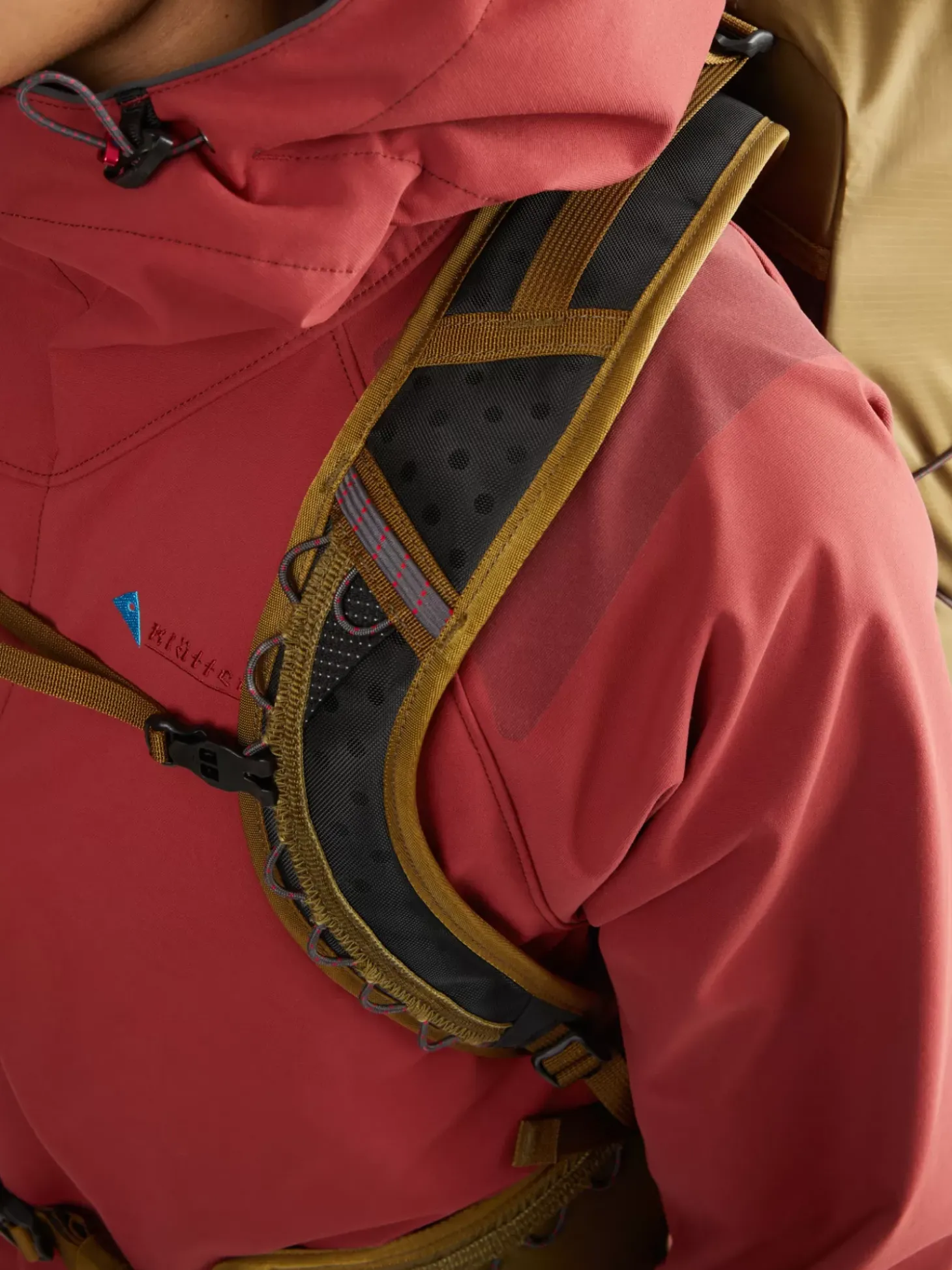 Klättermusen Wind Resistant Jackets<Lodur RoseRed